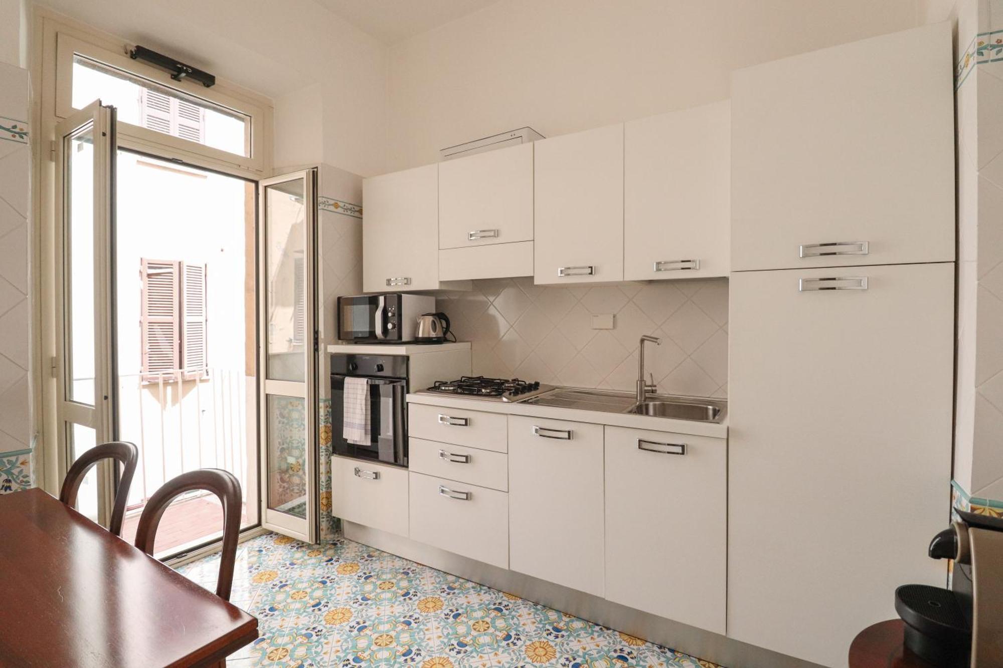 Apartament Casa Cecilia A Monti Rzym Zewnętrze zdjęcie