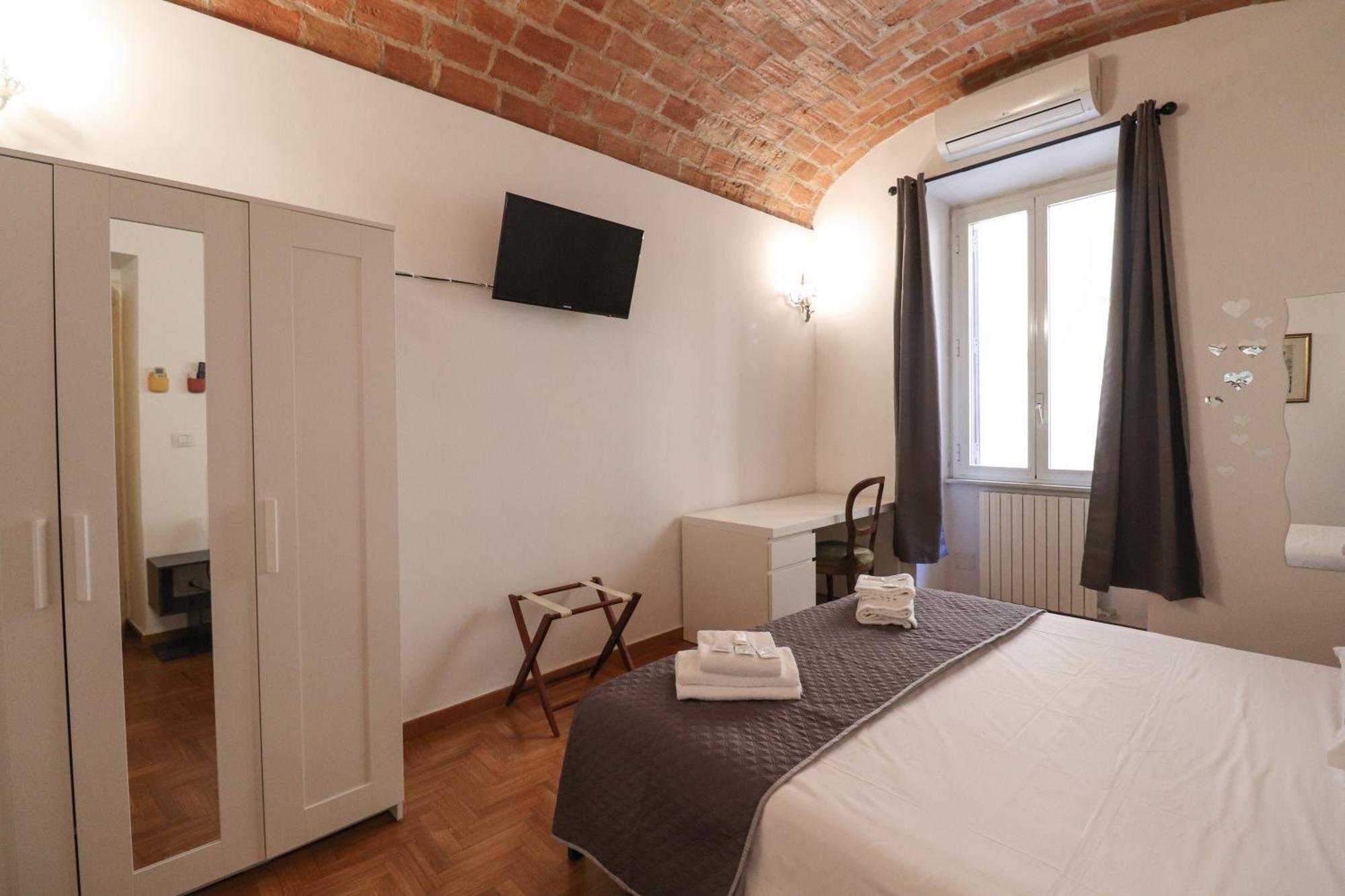 Apartament Casa Cecilia A Monti Rzym Zewnętrze zdjęcie